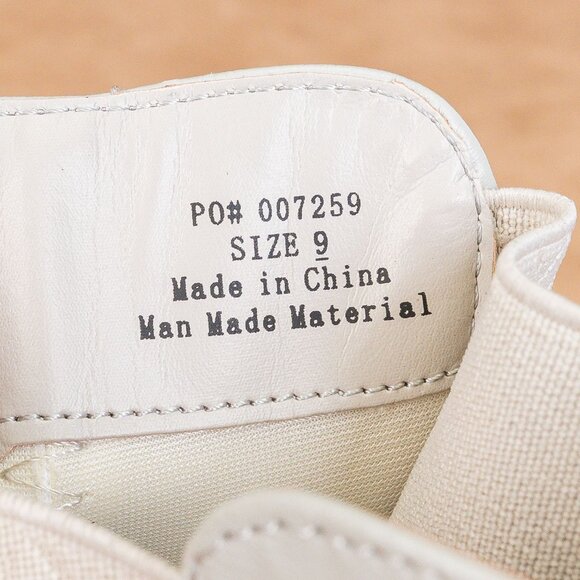 Journee Collection Women Vegan Offwhite Leather Chelsea Ankle Fashion Boots sz 9 - Picture 7 of 8